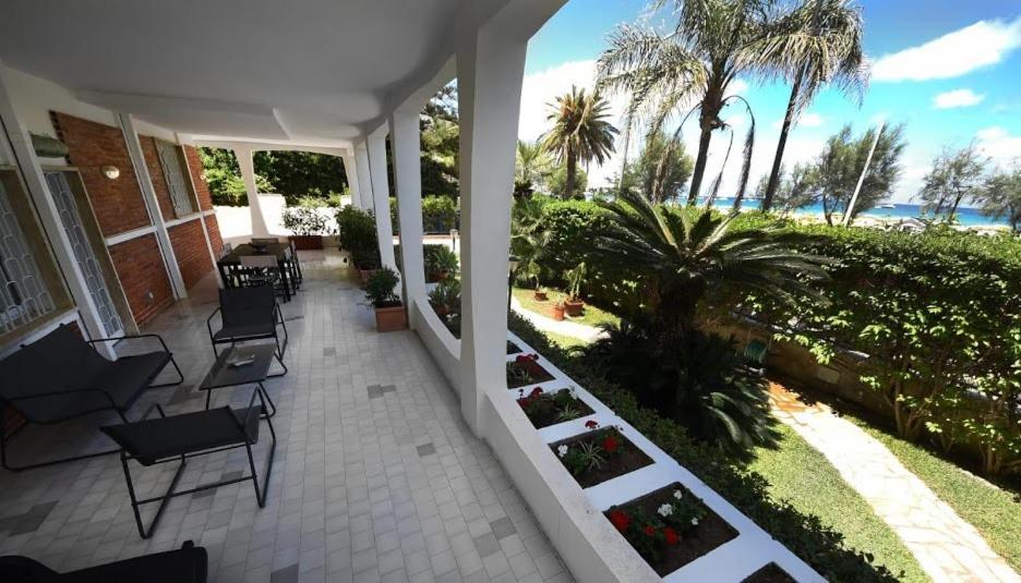 Villa Azzurra Beachfront Mondello - Palermo Exterior foto